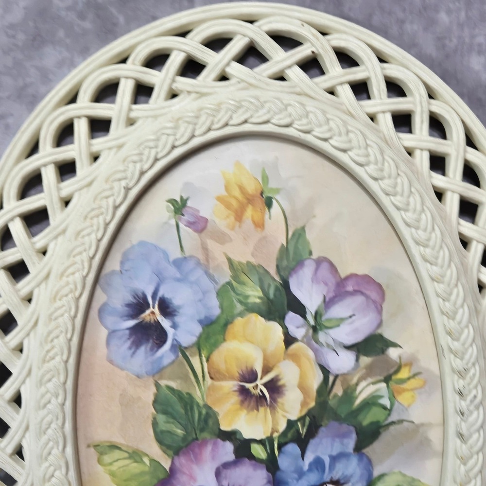 Vintage Floral Photo Plastic Weave Oval Frame Granny Core‎ Cottage Core - Picture 3 of 4